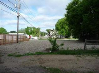 116 N Vine St, Fergus Falls, MN 56537