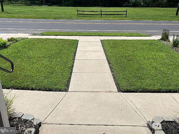 2nd image of 9 N Atlantic Ave