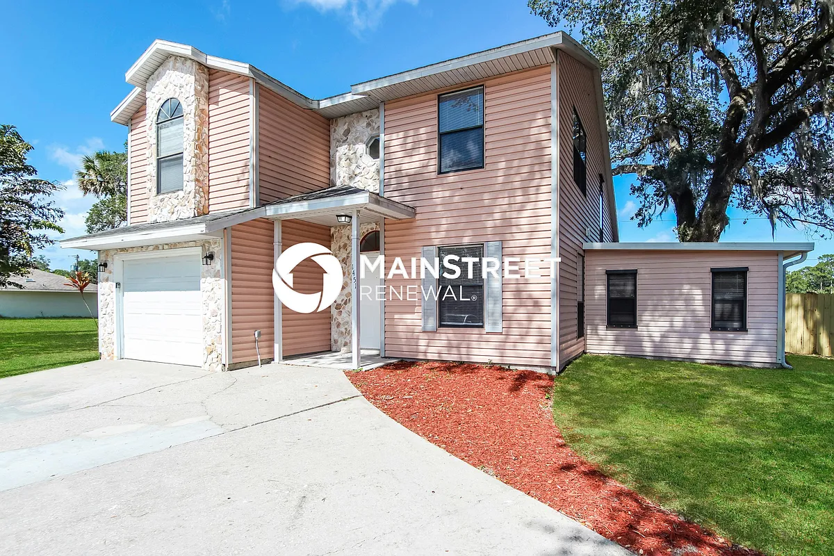 Front View - 1451 Ruffin Cir SE