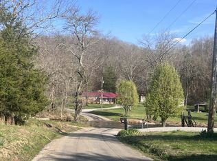285 Spring Creek Rd, Lawrenceburg, TN 38464