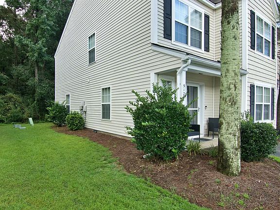 End unit Townhome