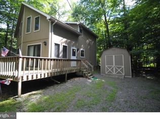 109 Oneida Dr, Pocono Lake, PA 18347