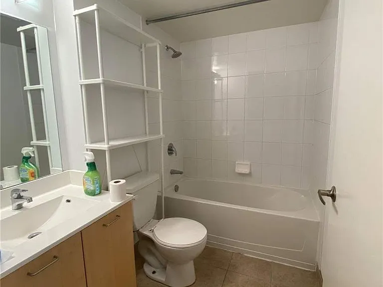 38 Joe Shuster Way #620 — Photo 5