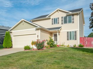 2456 E Kenyon Ave, Des Moines, IA 50320