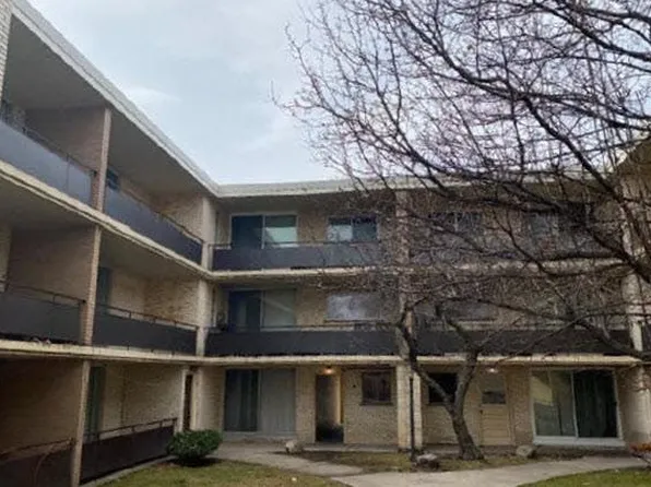 12556 Fairview Ave APT 3D, Blue Island, IL 60406