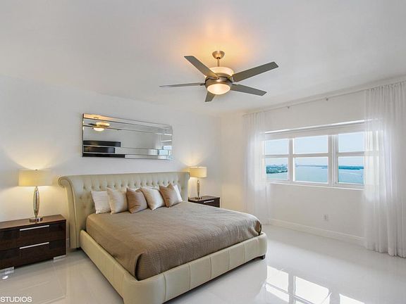 5th image of 2650 Lake Shore Dr Unit 2404