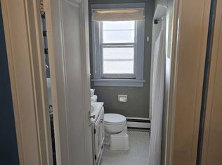1903 E Wood Pl #1, Milwaukee, WI 53211