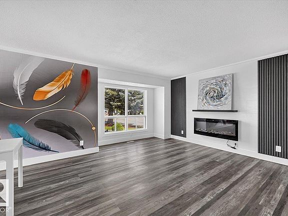5th image of 18903 86a Ave NW