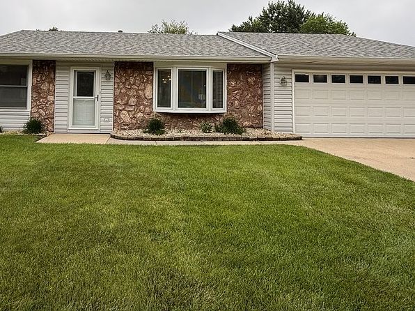 95 Leawood Dr