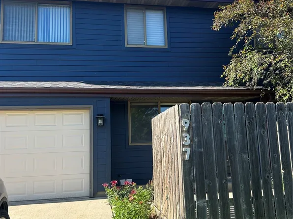 937 E 15th St N, Newton, IA 50208