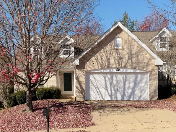 3272 Autumn View Pointe Dr, Bridgeton, MO 63044