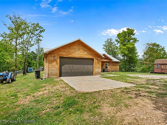 3rd image of 471962 E 720th Rd