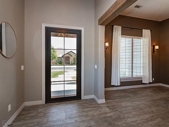 5th image of 2502 Legacy Oaks