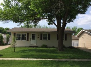 3008 Griffiths Ave, Springfield, IL 62702