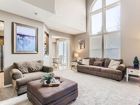 4th image of 24834 Gates Ct