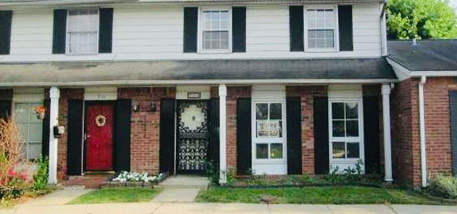 1st image of 713 Southfield Ct