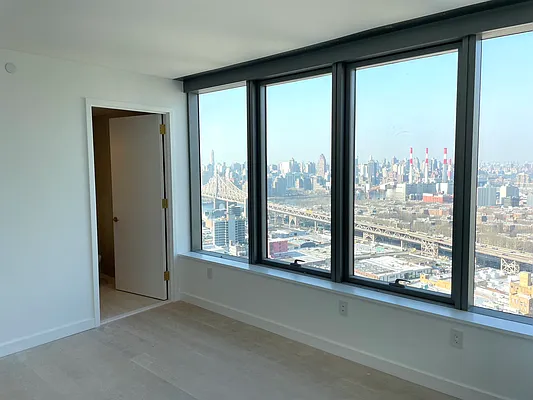 Rented by YouYork Management LLC | media 2