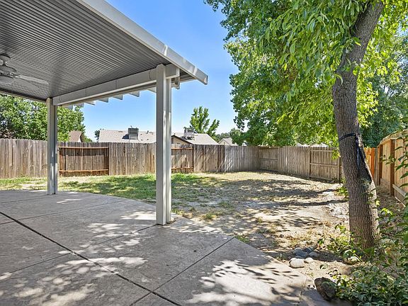 4th image of 6054 Peoria Dr