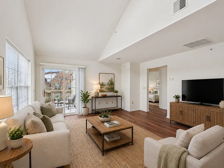 Spring Creek Apartments — Photo 49