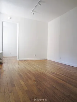 Rented by City Connections Realty | media 18