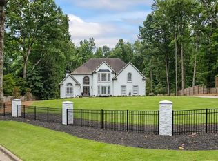 220 Link Ct, Johns Creek, GA 30022