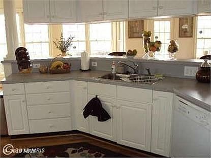 2nd image of 8926 Falls Farm Dr