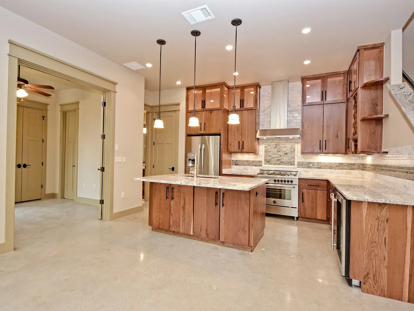 716 Harris Avenue — Photo 4