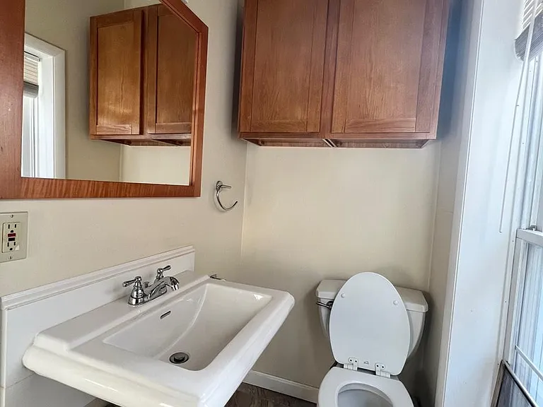 78 Prospect Ave #3 — Photo 7