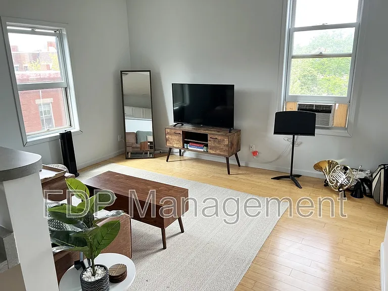 480-488 E Main St #419 — Photo 1