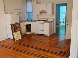 725 S 4th St #2F, Philadelphia, PA 19147