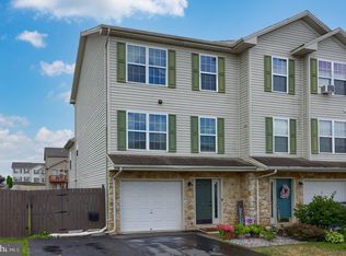 510 Fisher Dr, York, PA 17404