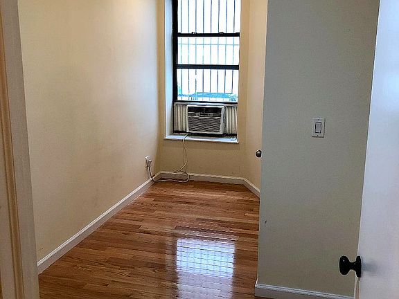 4th image of 190 Wadsworth Ave APT 24