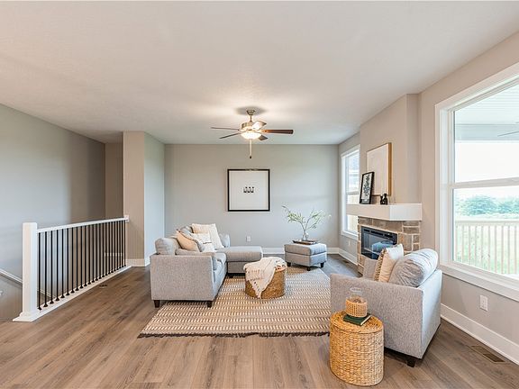 3rd image of 5406 NE Briarwood Dr