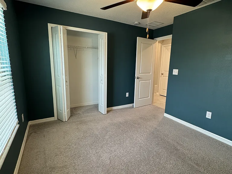 13009 Majestic Garden Ln — Photo 36