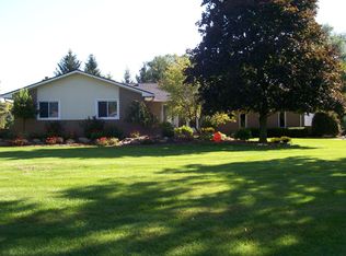 6297 Lodi Ln, Saline, MI