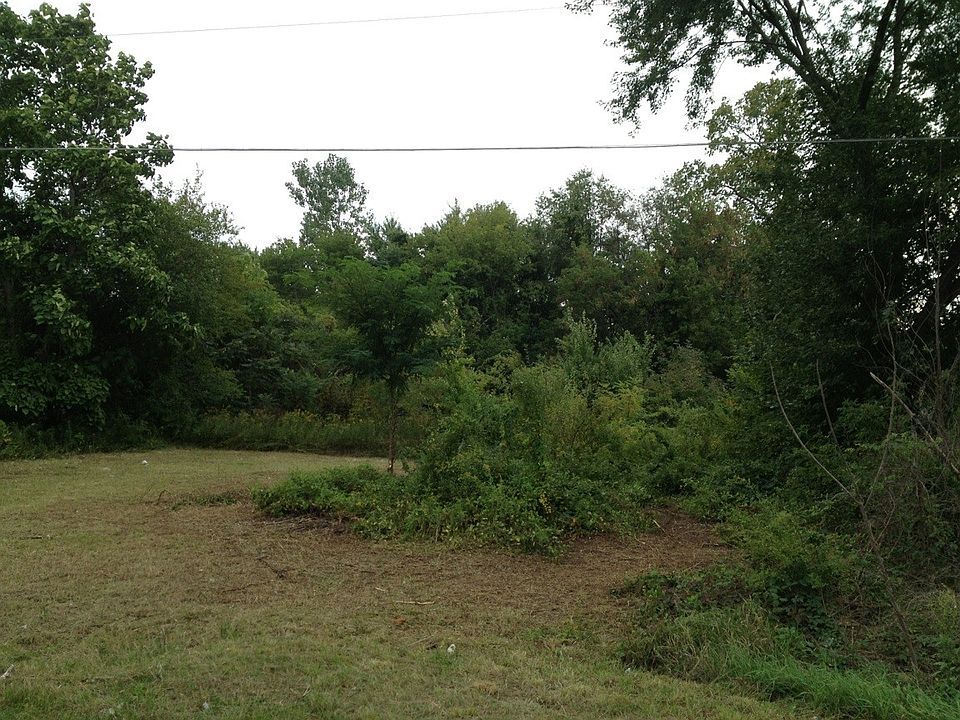 1st image of 1740 Roberts Ave