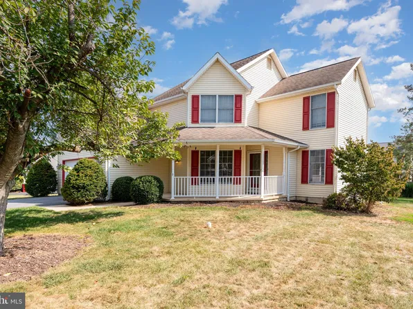 44 Clover Ln, Palmyra, PA 17078