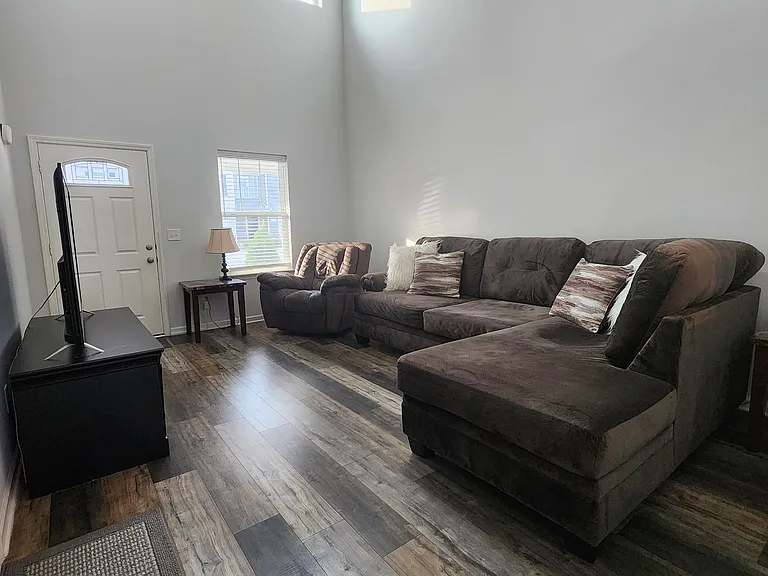 1708 Calcutta Dr — Photo 3