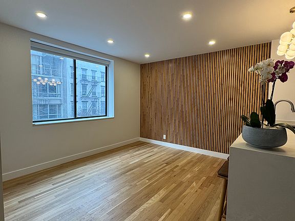 3rd image of 445 W 19th St APT 2E