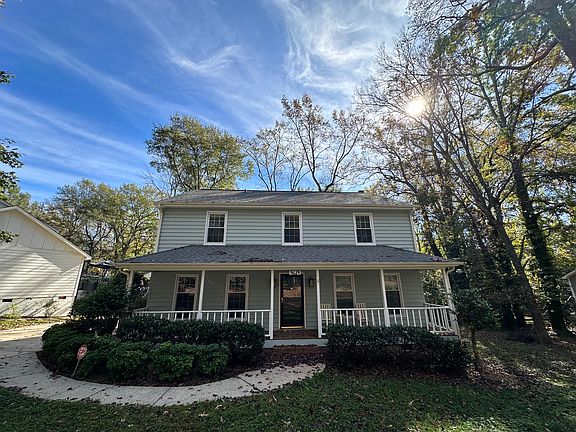 2nd image of 4624 Crooked Oak Ln