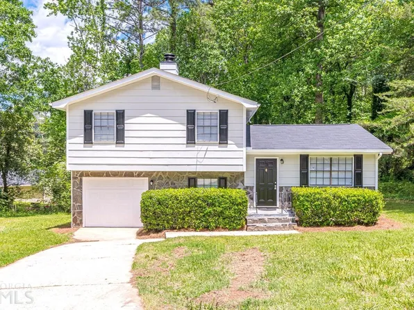 192 Aaron Ct, Riverdale, GA 30274