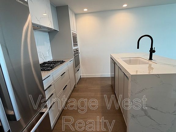 4th image of 3700 Capozzi Rd #1501