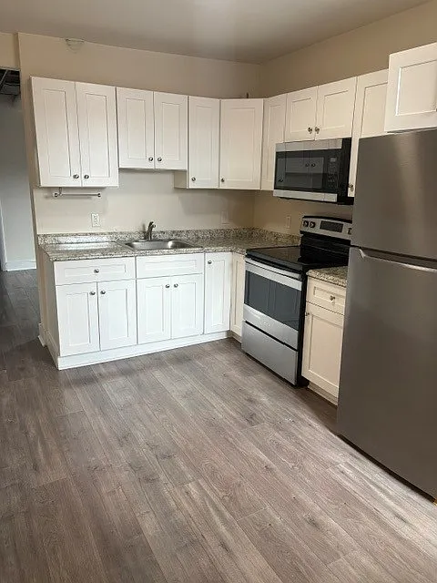 212 South St #3