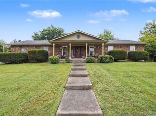 608 Kensington Drive, Clarksville, IN 47129