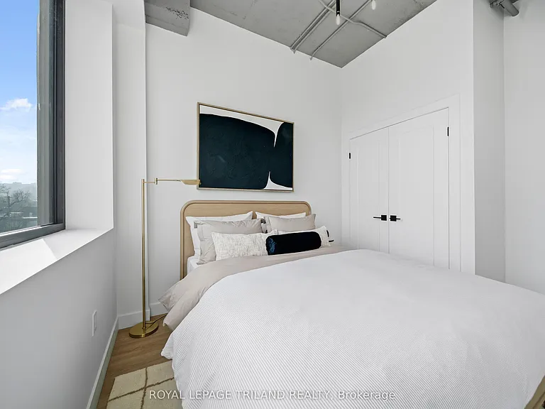 685 Richmond St #209 — Photo 15
