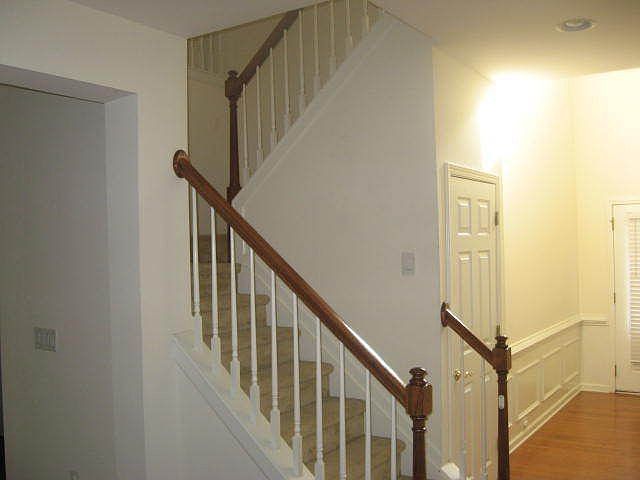 2nd image of 342 Villa Place Ct