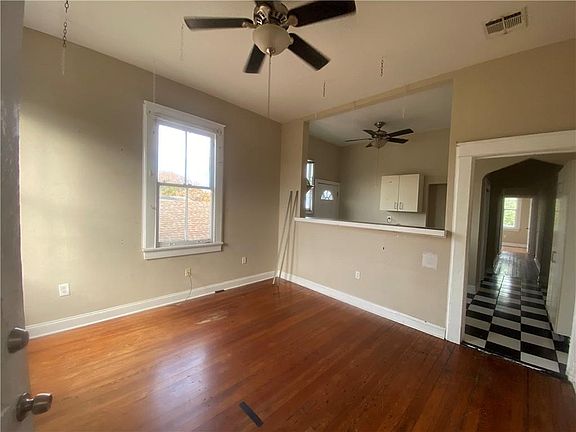 4th image of 1327-33 France Ave