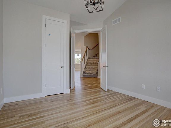 4th image of 731 Saint Andrews Ln