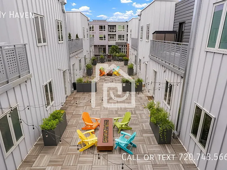 2550 Lawrence St #B-305 — Photo 11