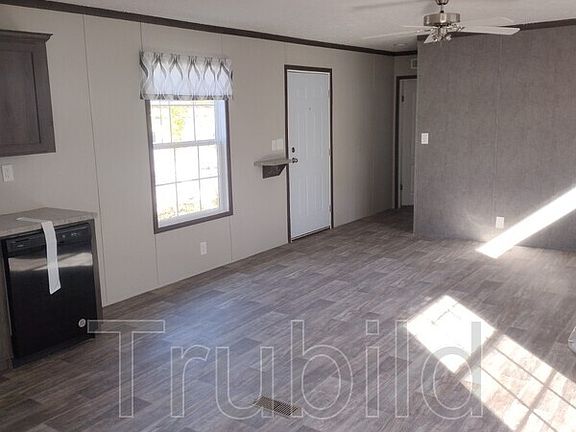 2nd image of 117 Henry St